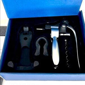 Brookstone Wine Opener Set.  Never used, In excellent condition.